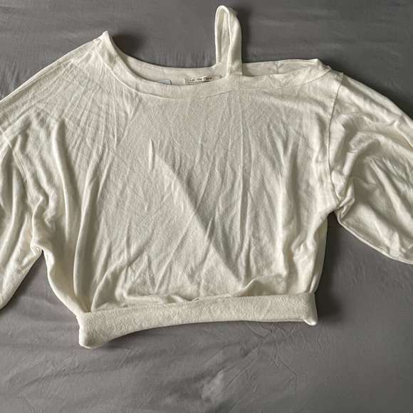 NWT Free People “Flaunt It Tee” in White/Ivory- Size Medium (currently $99.00) - Picture 5 of 6